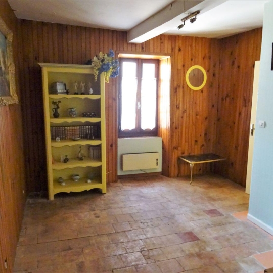  11-34 IMMOBILIER : House | CRUZY (34310) | 140 m2 | 89 000 € 