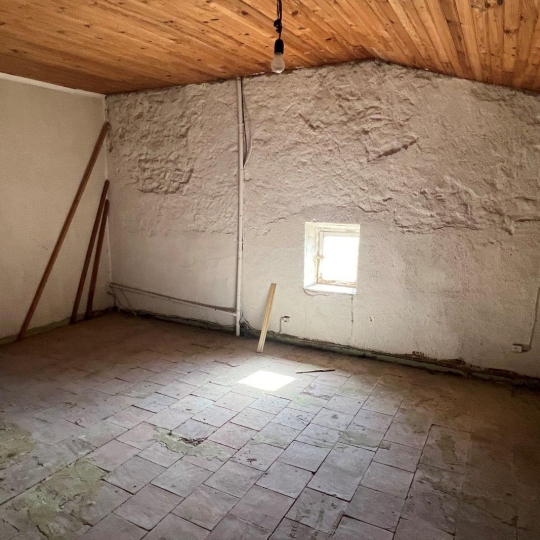  11-34 IMMOBILIER : Immeuble | AIGUES-VIVES (34210) | 250 m2 | 59 000 € 