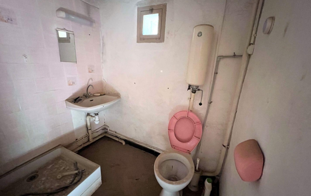 11-34 IMMOBILIER : Immeuble | AIGUES-VIVES (34210) | 250 m2 | 59 000 € 