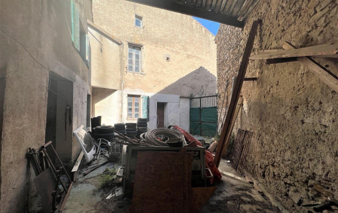 11-34 IMMOBILIER : Immeuble | AIGUES-VIVES (34210) | 250 m2 | 59 000 € 