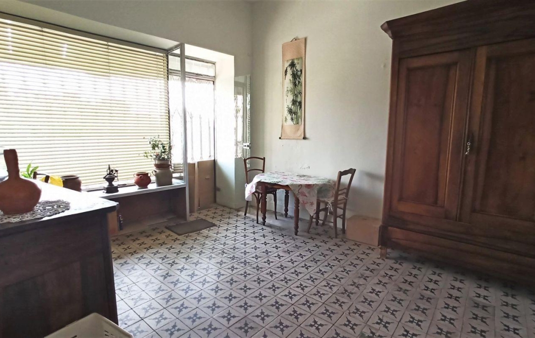 11-34 IMMOBILIER : Maison / Villa | CRUZY (34310) | 195 m2 | 159 000 € 