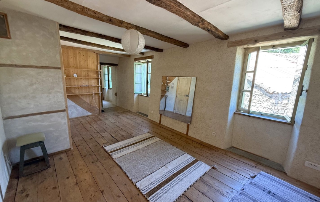 11-34 IMMOBILIER : House | VELIEUX (34220) | 84 m2 | 126 000 € 