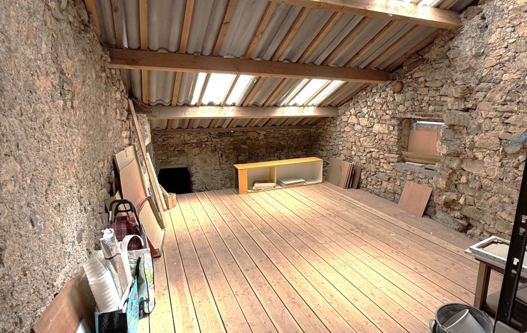 11-34 IMMOBILIER : House | VELIEUX (34220) | 84 m2 | 126 000 € 