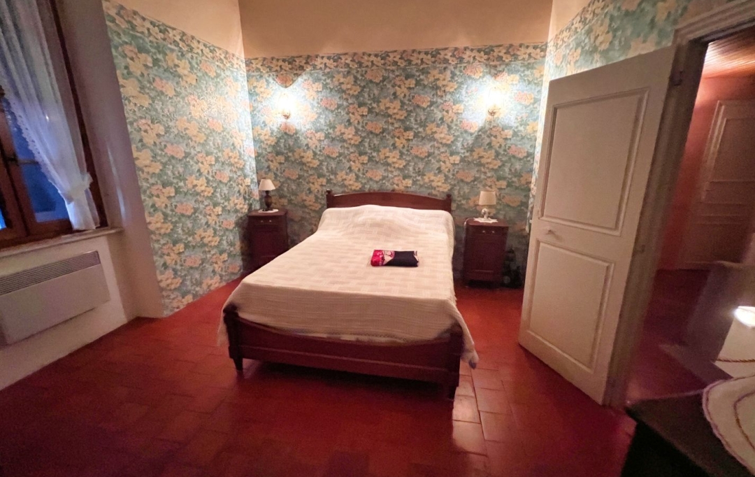 11-34 IMMOBILIER : Maison / Villa | MONTOULIERS (34310) | 208 m2 | 248 000 € 