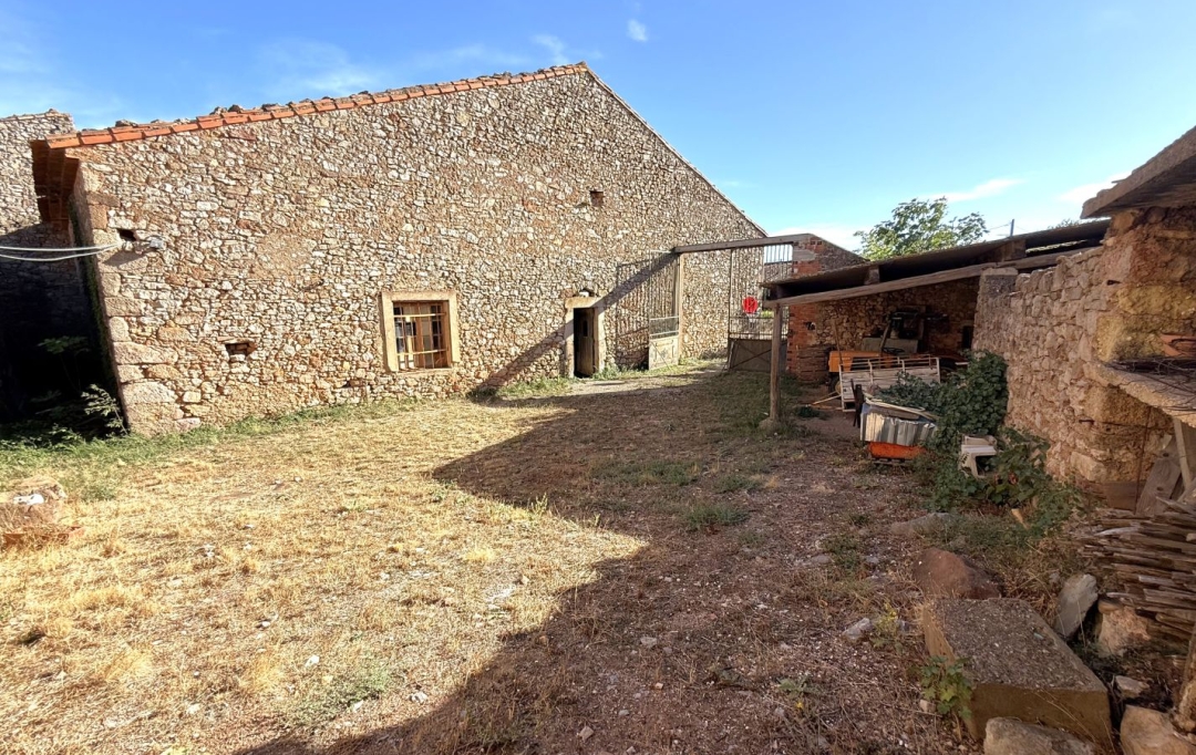 11-34 IMMOBILIER : Domaines / Propriétés | VILLESPASSANS (34360) | 340 m2 | 174 000 &euro; 
