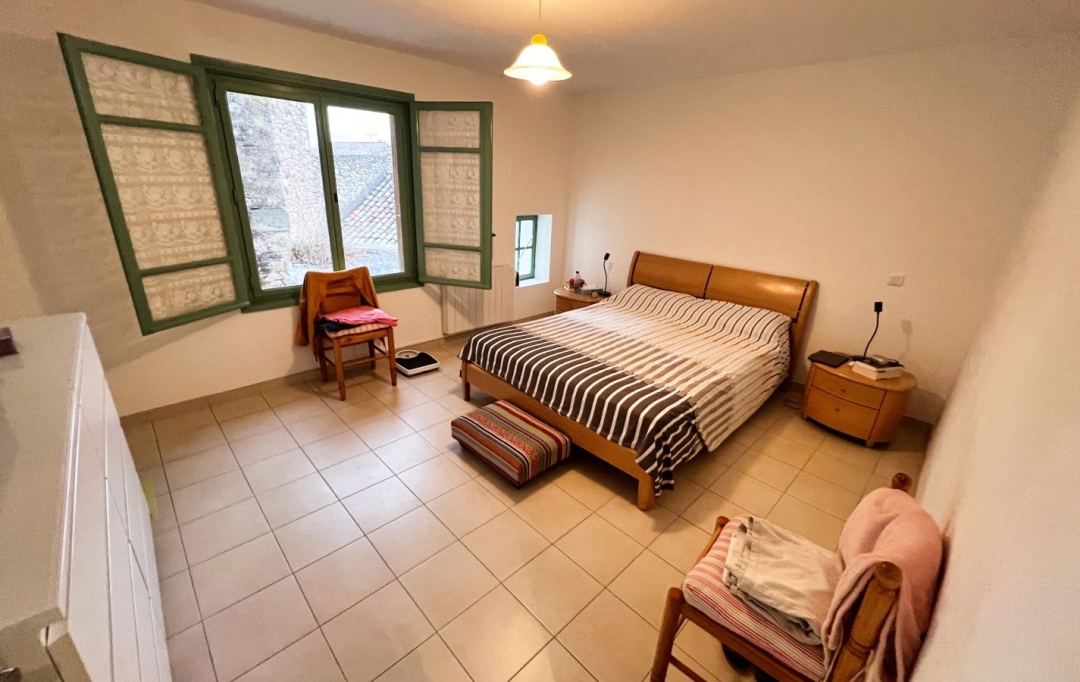 11-34 IMMOBILIER : House | CRUZY (34310) | 153 m2 | 165 000 &euro; 