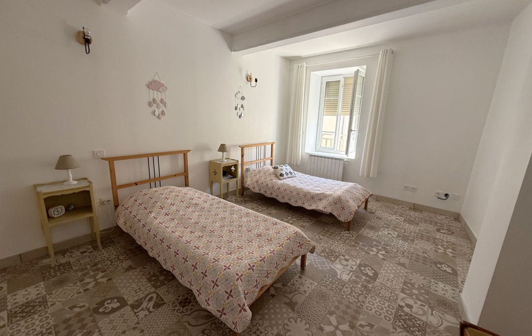 11-34 IMMOBILIER : House | MONTOULIERS (34310) | 192 m2 | 270 000 &euro; 
