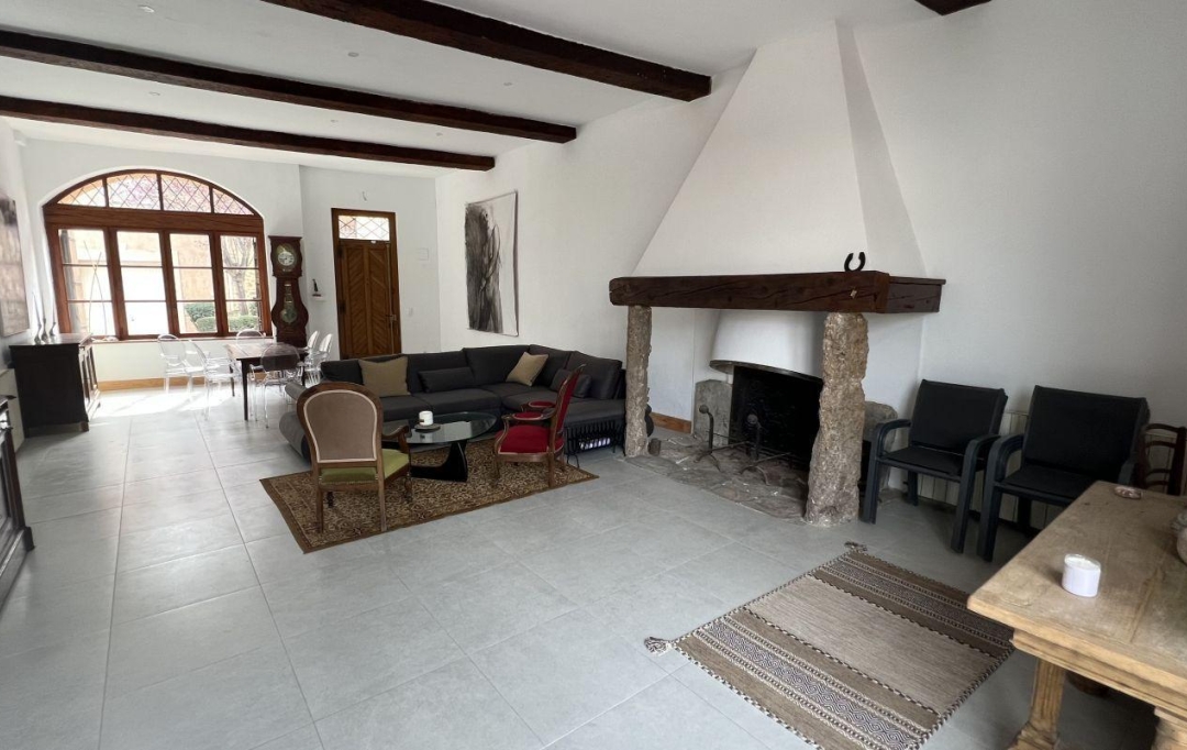 11-34 IMMOBILIER : Maison / Villa | OLONZAC (34210) | 197 m2 | 439 000 € 