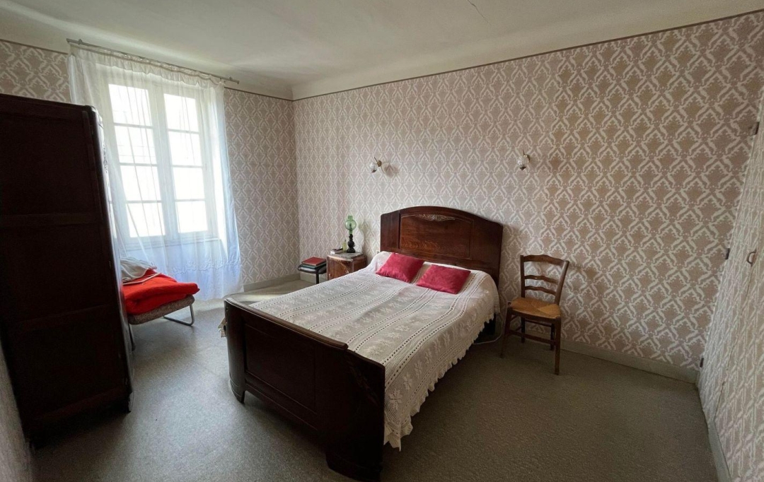 11-34 IMMOBILIER : Maison / Villa | AZILLANET (34210) | 153 m2 | 79 500 € 