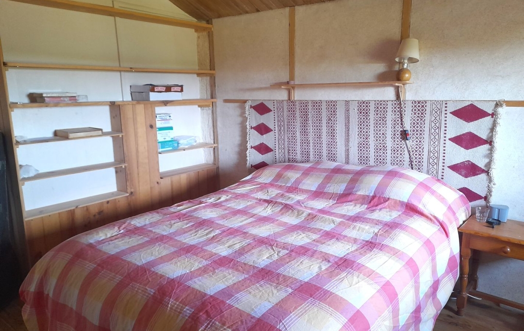 11-34 IMMOBILIER : House | MINERVE (34210) | 84 m2 | 126 000 € 