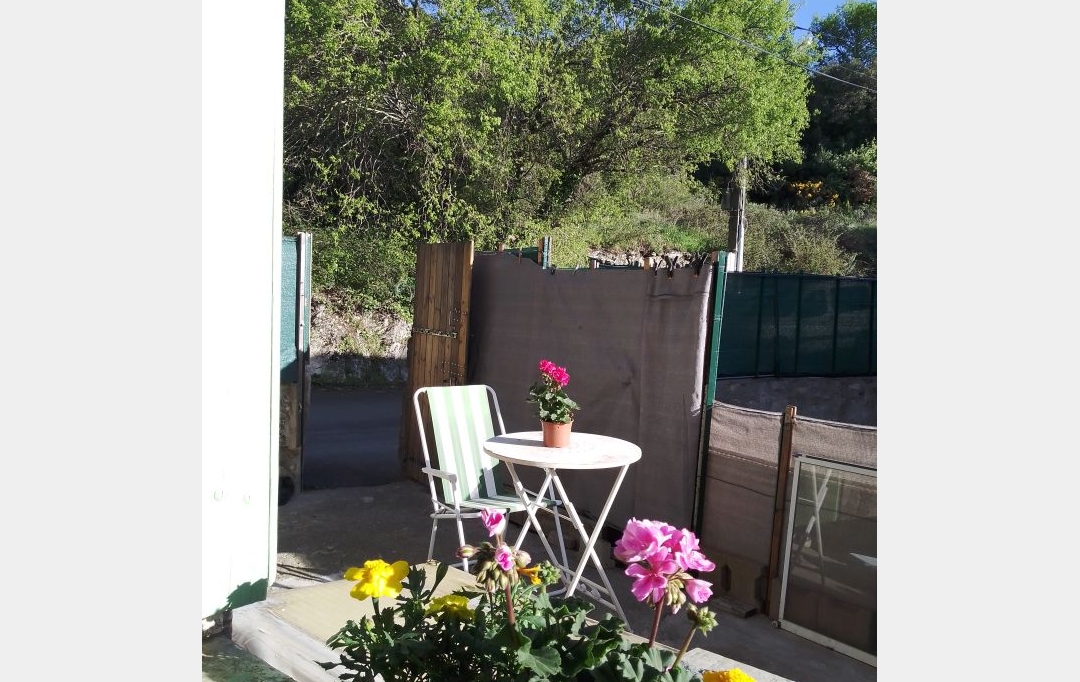 11-34 IMMOBILIER : House | MINERVE (34210) | 84 m2 | 126 000 € 