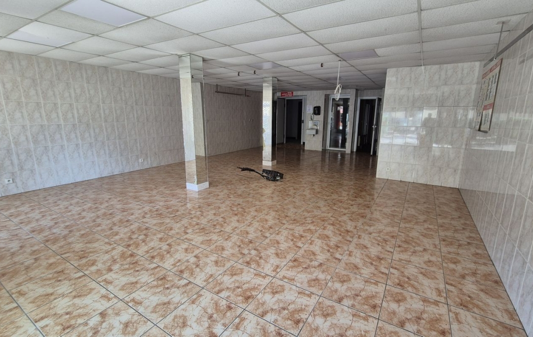 11-34 IMMOBILIER : Building | OLONZAC (34210) | 236 m2 | 299 000 € 