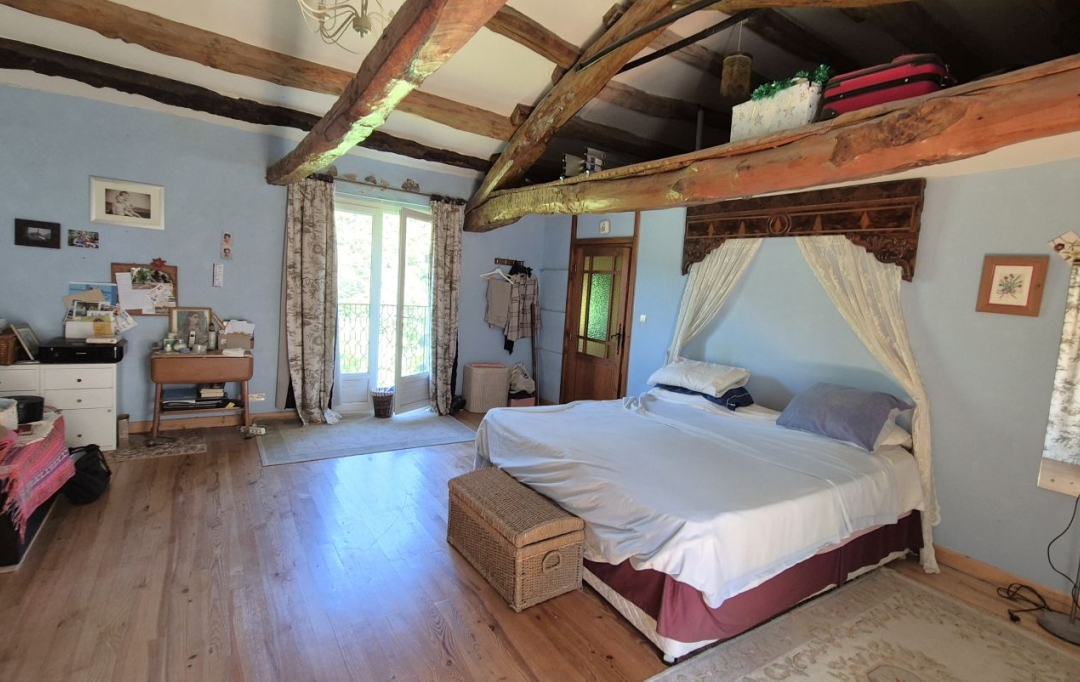 11-34 IMMOBILIER : House | CASSAGNOLES (34210) | 207 m2 | 219 000 € 
