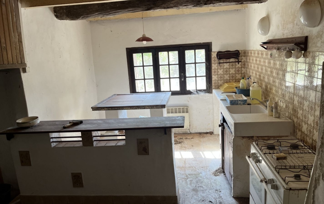 11-34 IMMOBILIER : House | CASSAGNOLES (34210) | 178 m2 | 107 000 € 
