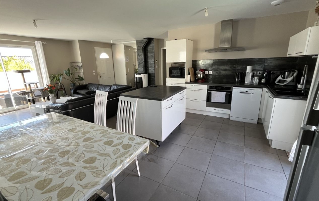 11-34 IMMOBILIER : House | VILLENEUVE-MINERVOIS (11160) | 90 m2 | 219 000 € 