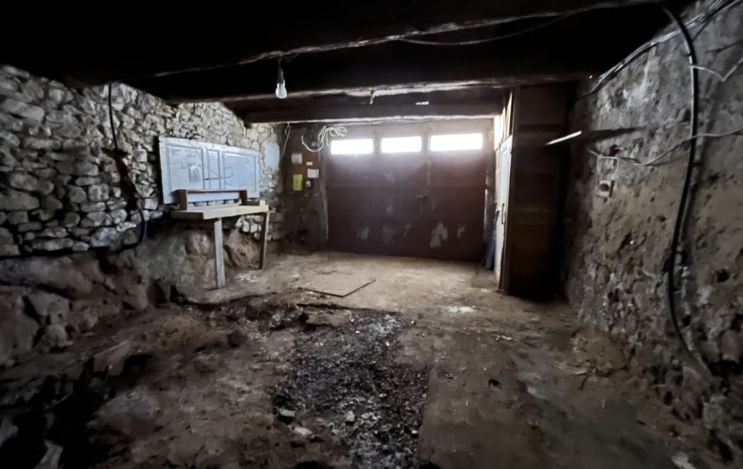 11-34 IMMOBILIER : Maison / Villa | POUZOLS-MINERVOIS (11120) | 108 m2 | 110 000 €  11-34 IMMOBILIER : Maison / Villa | POUZOLS-MINERVOIS (11120) | 108 m2 | 110 000 €