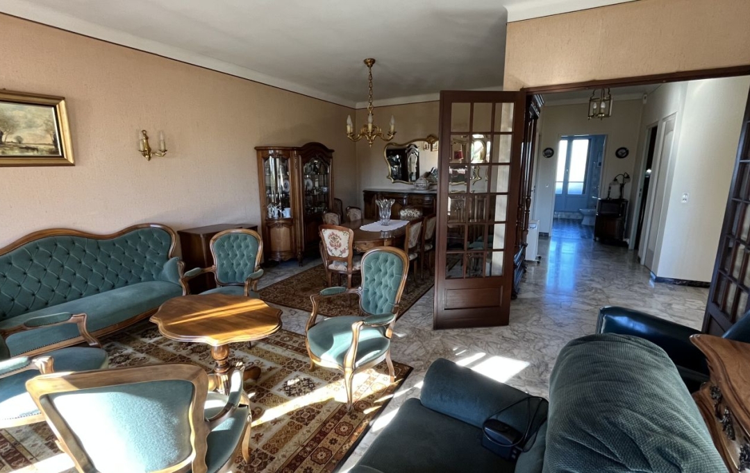 11-34 IMMOBILIER : Maison / Villa | OLONZAC (34210) | 180 m2 | 199 000 €  11-34 IMMOBILIER : Maison / Villa | OLONZAC (34210) | 180 m2 | 199 000 €