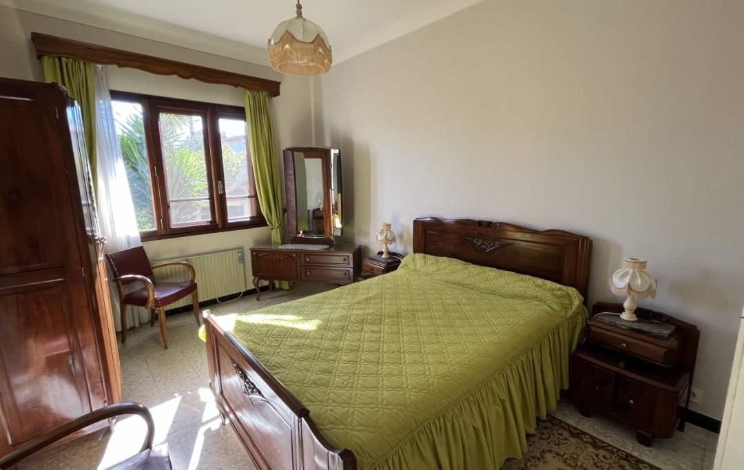 11-34 IMMOBILIER : Maison / Villa | OLONZAC (34210) | 180 m2 | 199 000 €  11-34 IMMOBILIER : Maison / Villa | OLONZAC (34210) | 180 m2 | 199 000 €