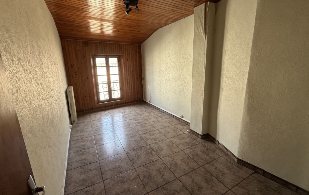 11-34 IMMOBILIER : Immeuble | OLONZAC (34210) | 220 m2 | 138 000 &euro; 