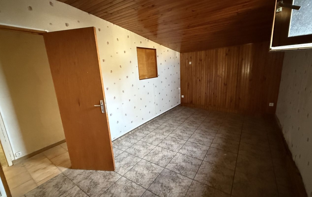 11-34 IMMOBILIER : Immeuble | OLONZAC (34210) | 220 m2 | 138 000 &euro; 