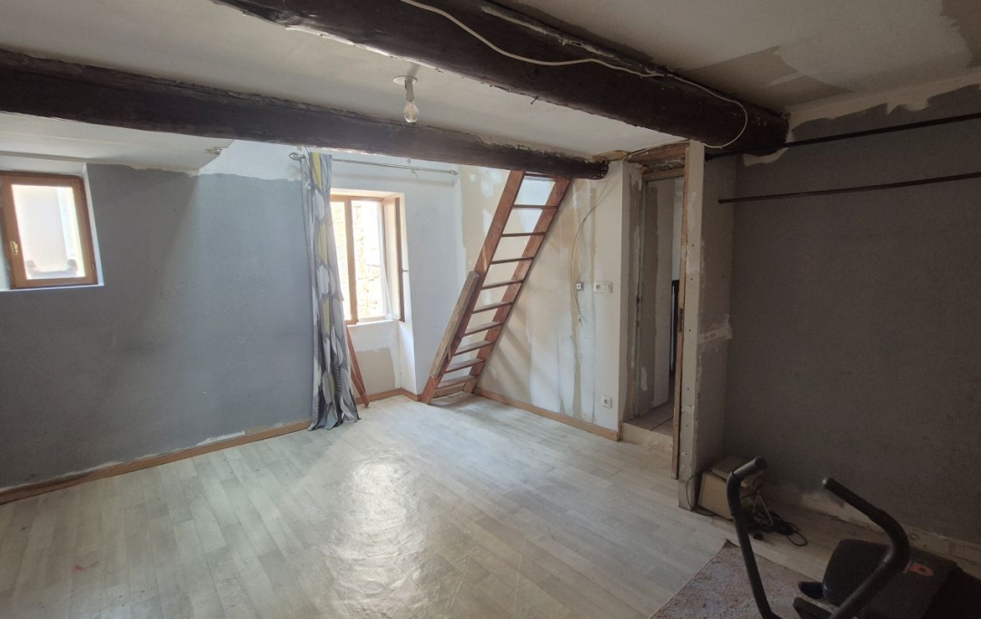 11-34 IMMOBILIER : House | OLONZAC (34210) | 130 m2 | 79 000 &euro; 