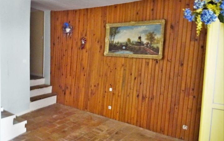 11-34 IMMOBILIER : House | CRUZY (34310) | 140 m2 | 89 000 € 