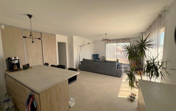 Villa   BIZE-MINERVOIS  91 m2 259 000 € 