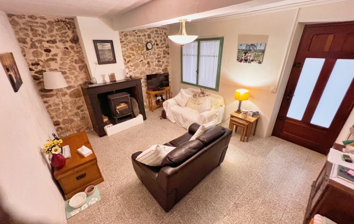 Maison   CRUZY  150 m2 165 000 € 