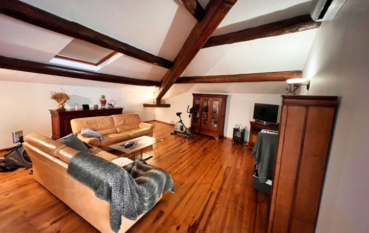 Maison   SAINT-MARCEL-SUR-AUDE  213 m2 298 000 € 