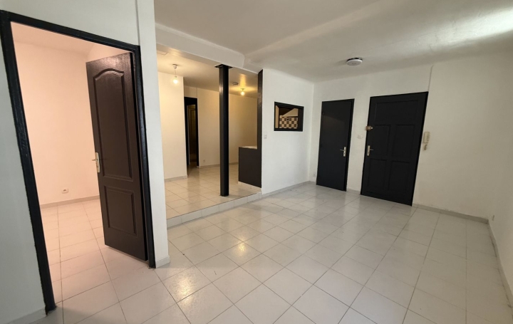 Immeuble NARBONNE 135 m2 315 000 € Immeuble NARBONNE 135 m2 315 000 €