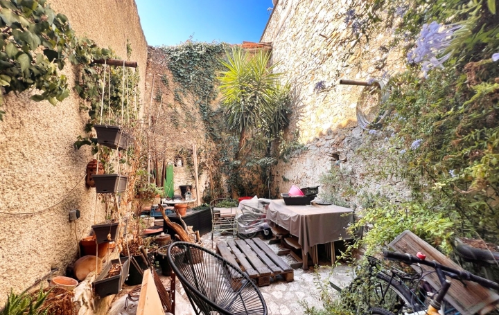 Maison   ARGELIERS  160 m2 148 000 € 