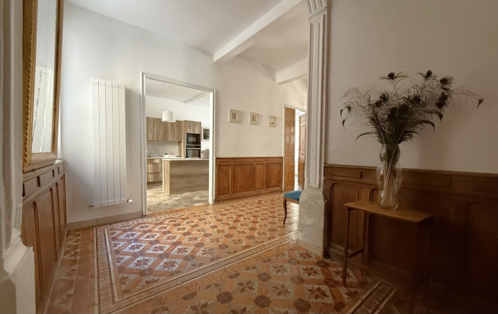 Maison de village   MONTOULIERS  192 m2 270 000 € 