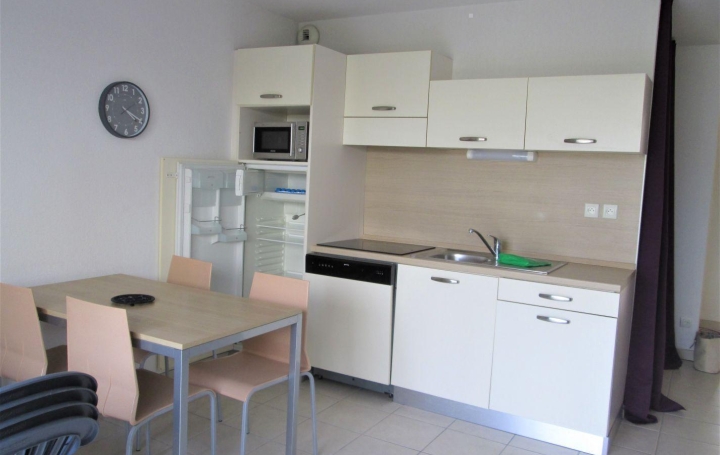 Appartement P2 AZILLE 44 m2 59 500 € Appartement P2 AZILLE 44 m2 59 500 €