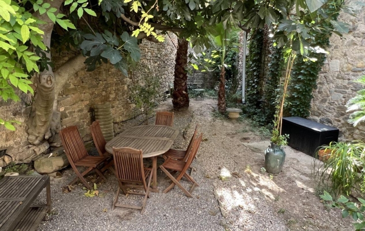 Maison OLONZAC 560 m2 299 000 € Maison OLONZAC 560 m2 299 000 €