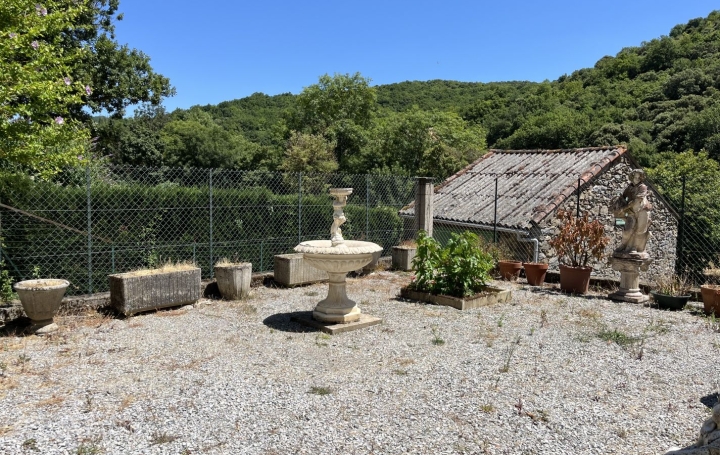 Maison   RIEUSSEC  144 m2 216 000 € 