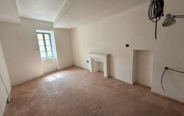  11-34 IMMOBILIER Maison / Villa | AZILLANET (34210) | 180 m2 | 59 000 € 