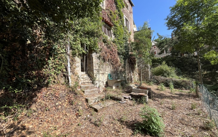 Maison   CASSAGNOLES  178 m2 107 000 € 