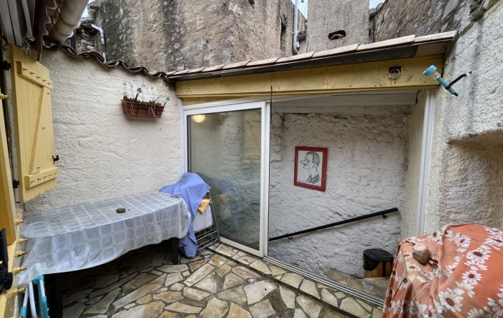 Maison de village   CESSERAS  71 m2 76 000 € 