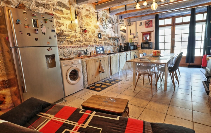 Maison de ville   RIEUSSEC  92 m2 89 000 € 